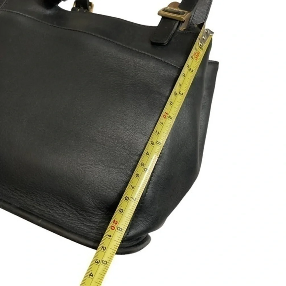 Coach black leather vintage bucket shoulder bag 6008